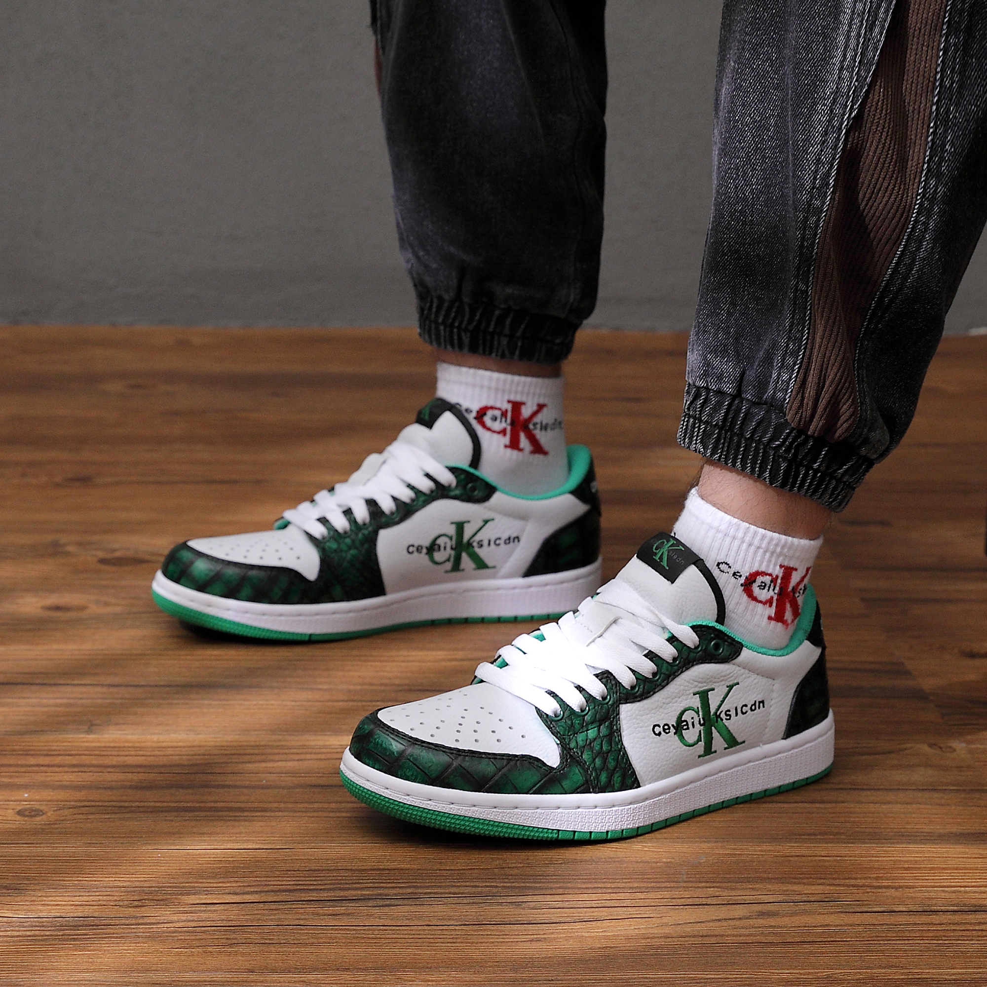 CEYAIU KSLCDN【定制】真皮手工擦色黑红鳄鱼皮+头层牛皮透气轻奢