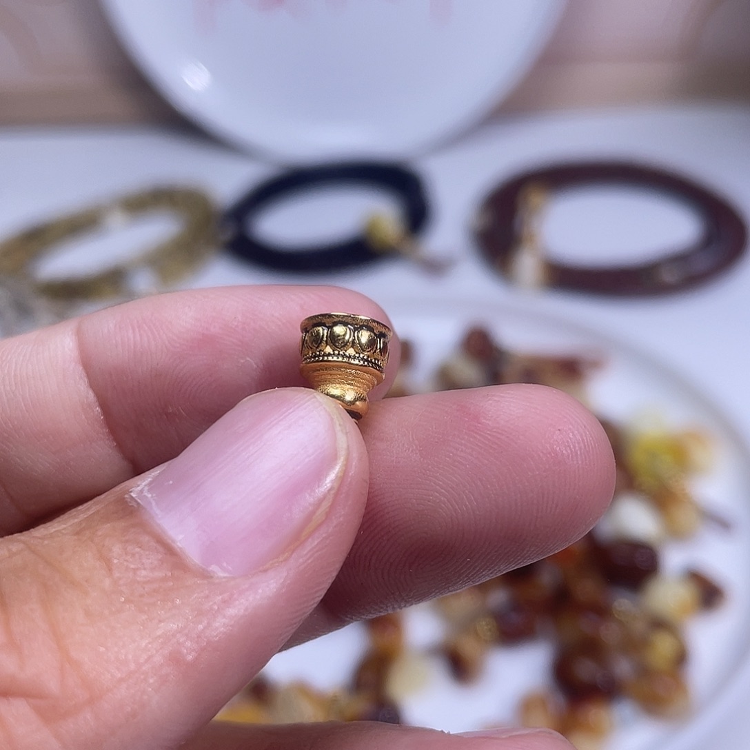 琥珀未镶嵌裸石蜜蜡