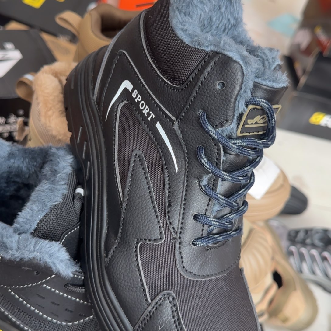 40码黑皮橡胶底棉鞋