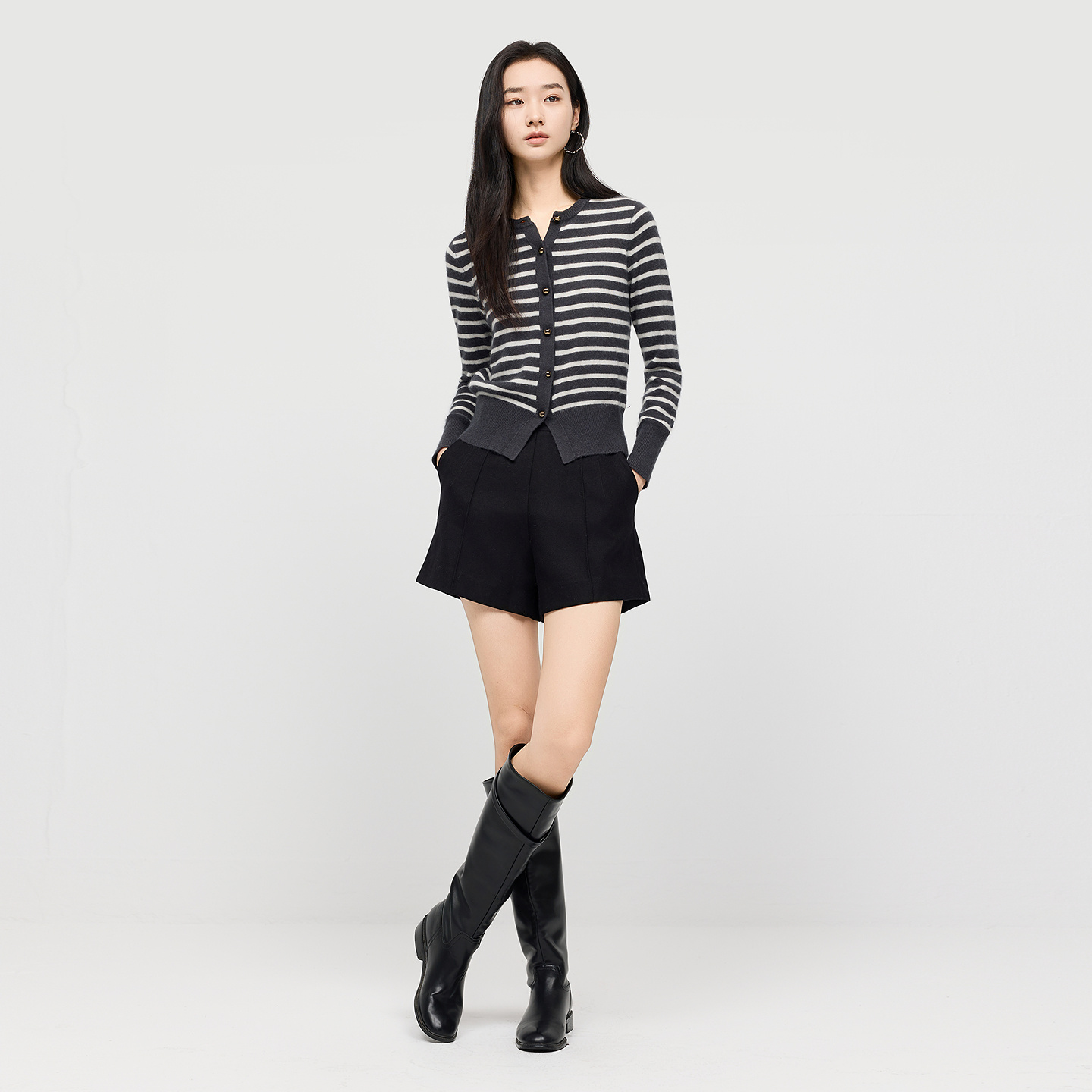 【谷邦L+】冬款金属扣腰头设计显高显瘦A字短裤L3493625