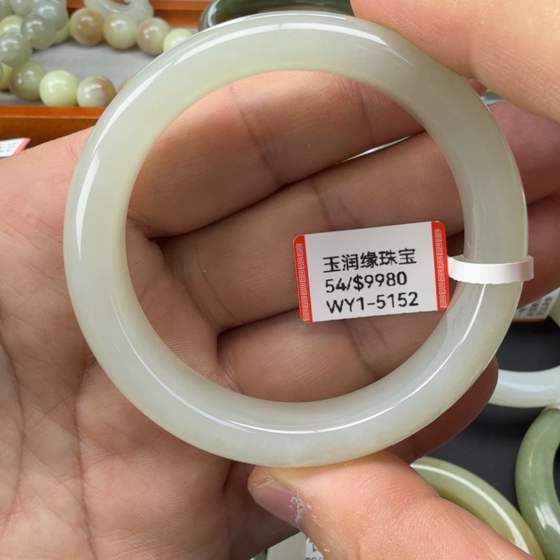 和田玉（糖玉）未镶嵌手镯