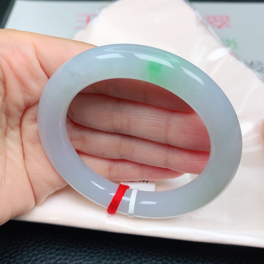 未镶嵌手镯（圆镯）翡翠飘阳绿新品36