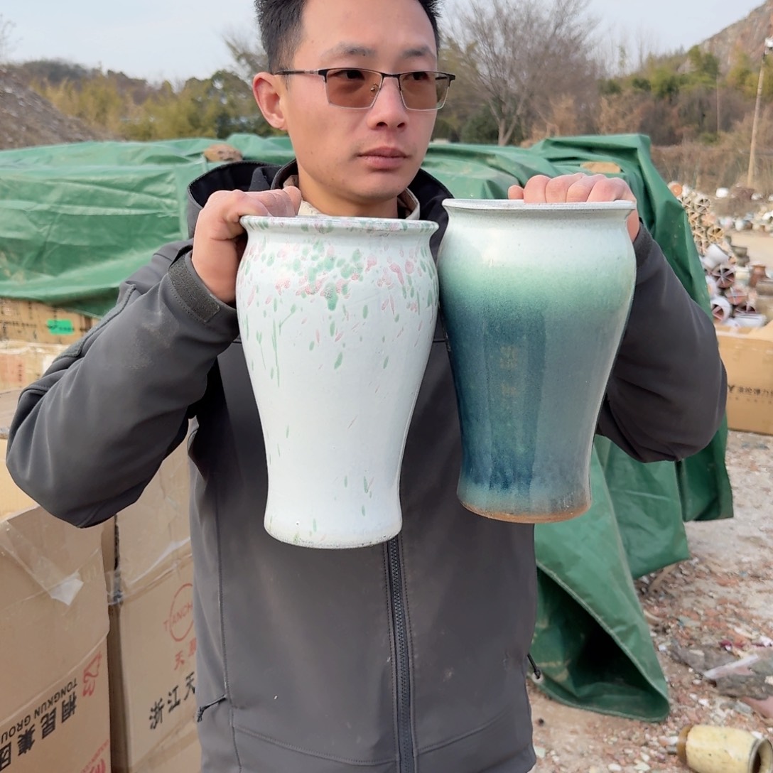 紫砂花盆口15高25（两个美人鱼