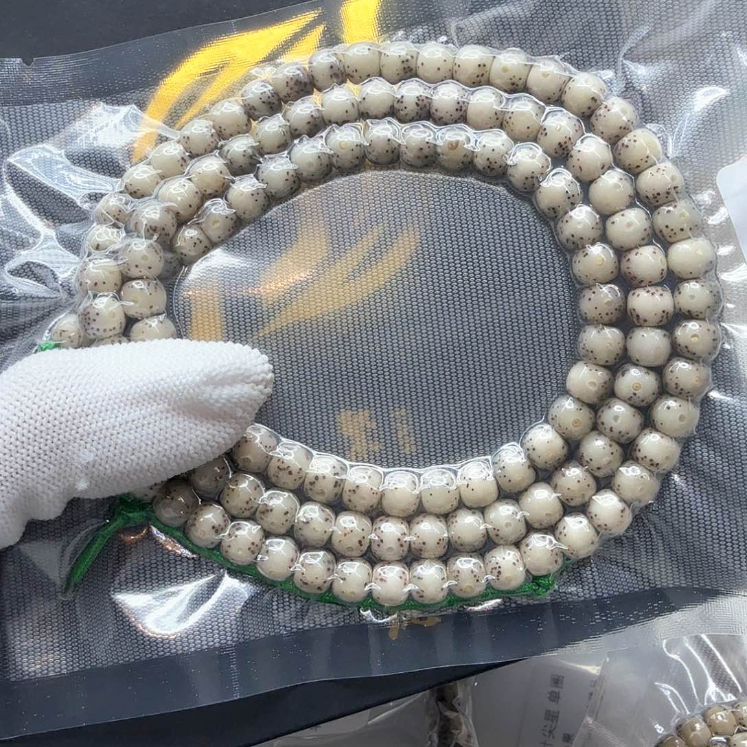 星月菩提吊坠8小冰糖大眼睛7左右108