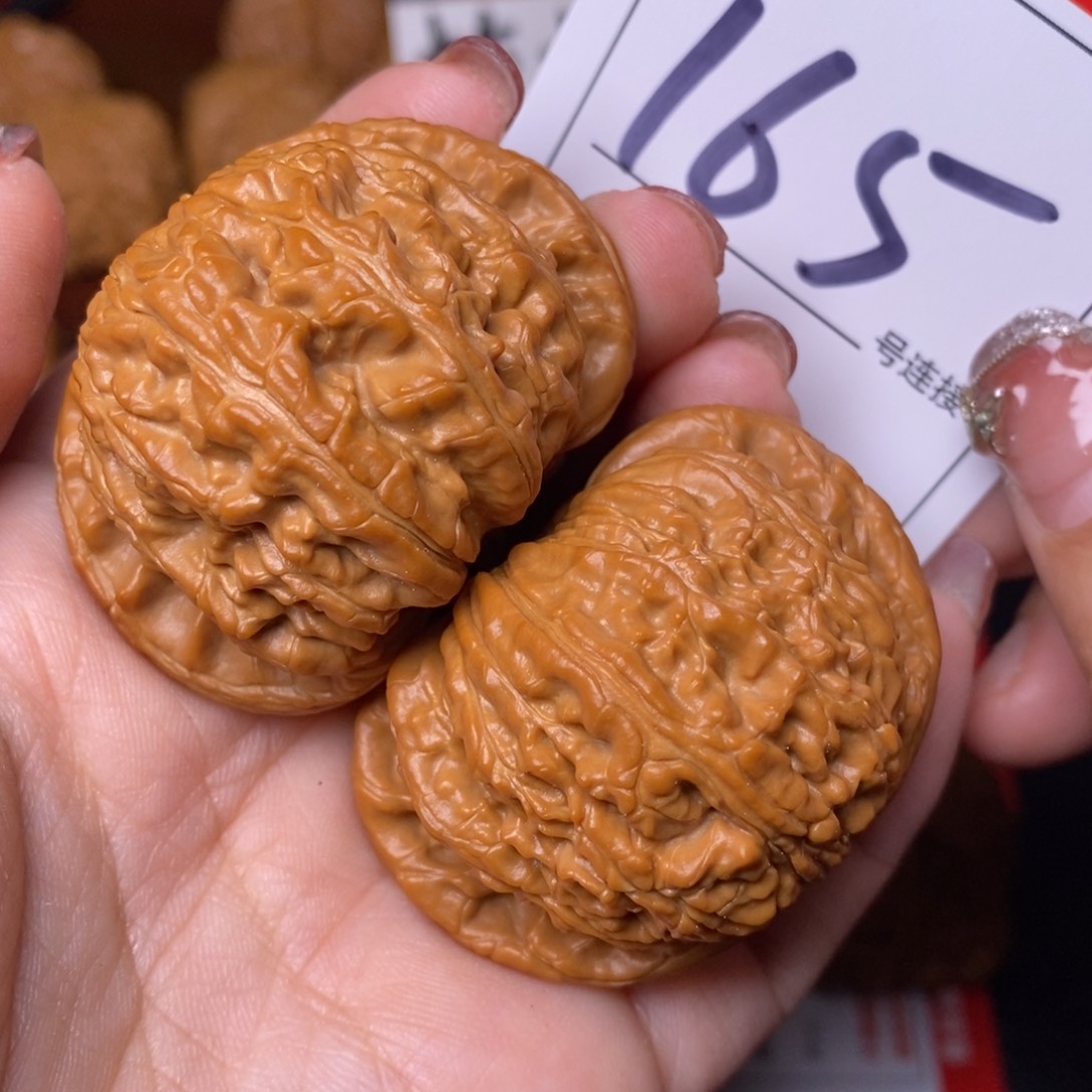 文玩核桃把件165闷尖狮子头4.8