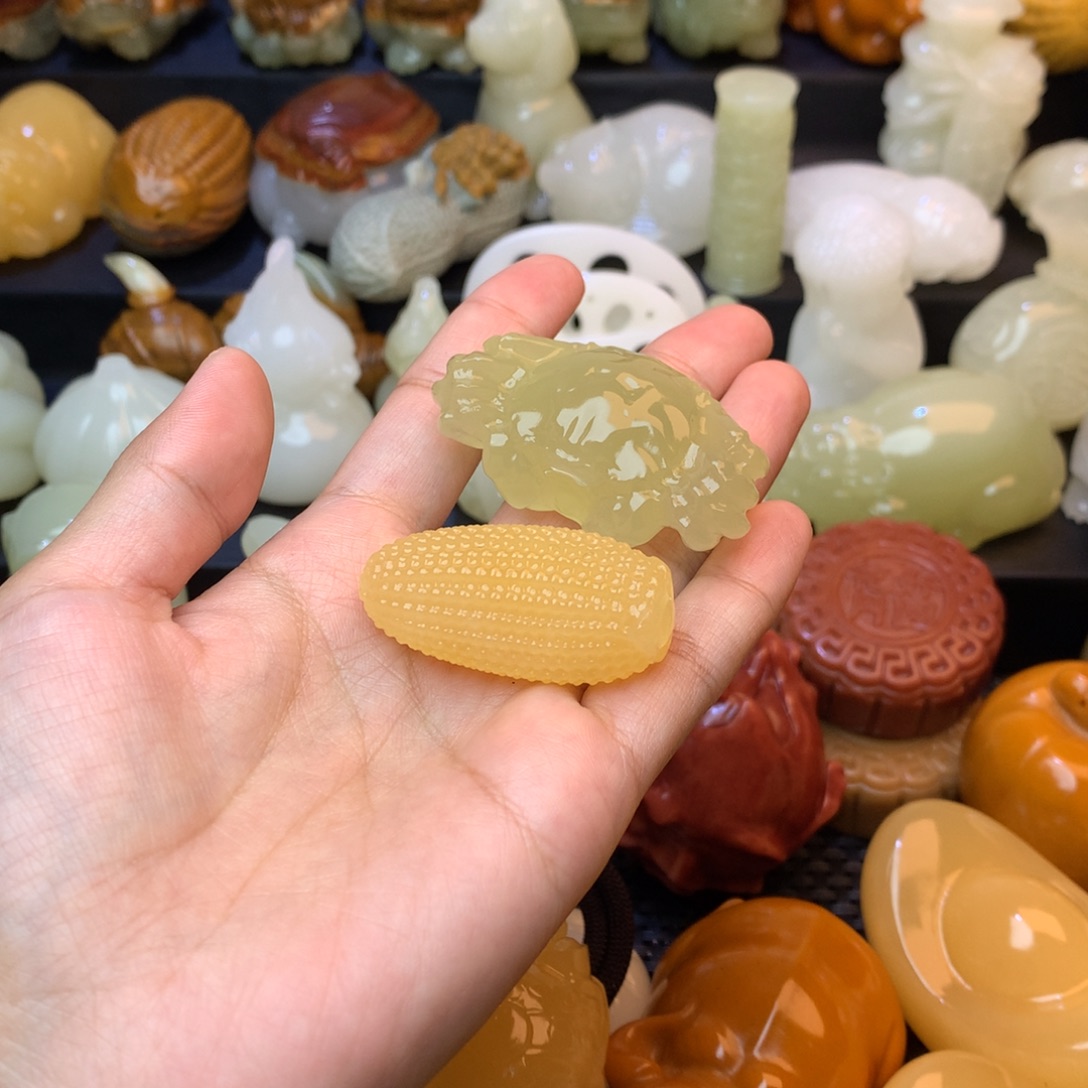 小***杰五彩石绿色螃蟹➕黄色玉米