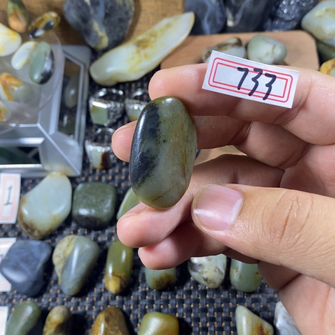 和田玉（糖玉）未镶嵌挂件