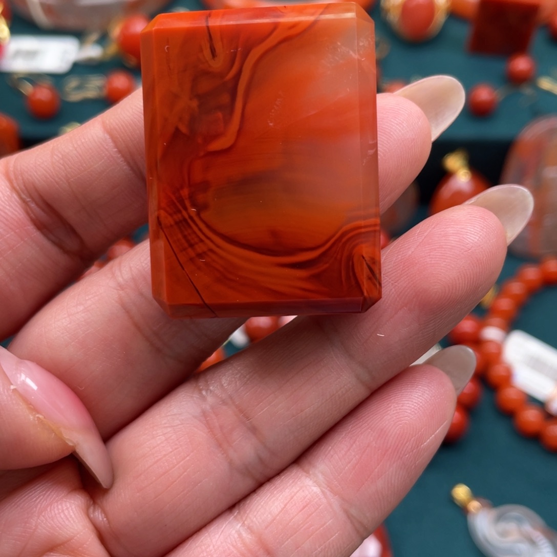 南红玛瑙未镶嵌川料南红无事牌吊坠