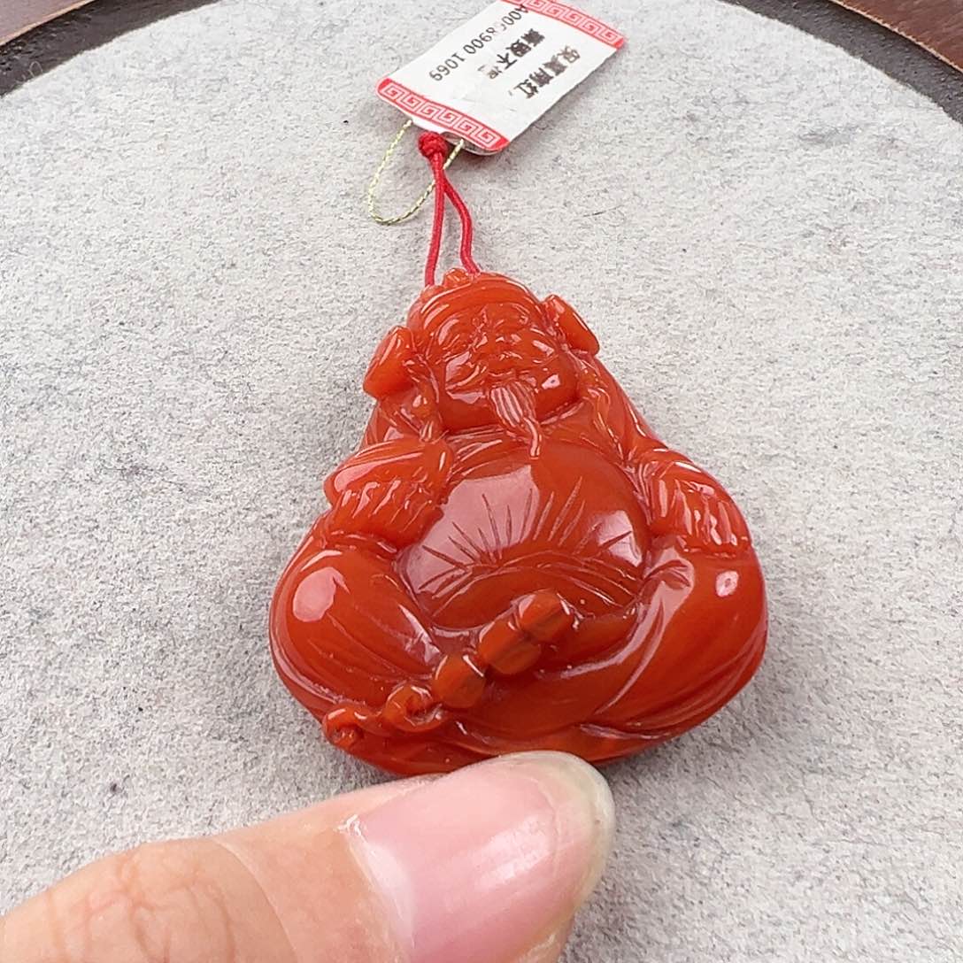 南红玛瑙吊坠未镶嵌