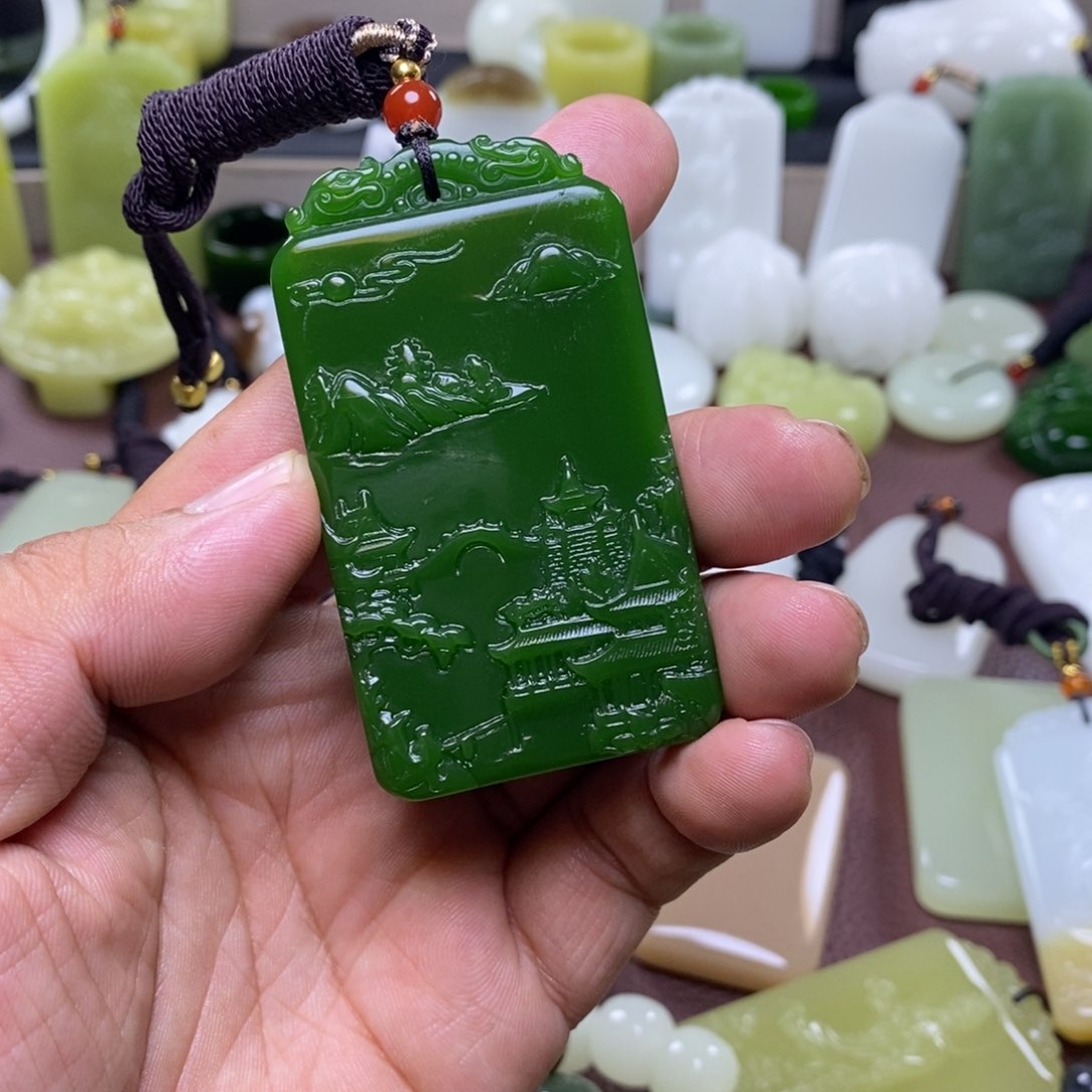 和田玉未镶嵌颈饰