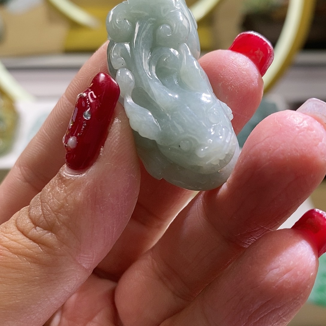 【闪购商品】翡翠颈饰未镶嵌貔貅