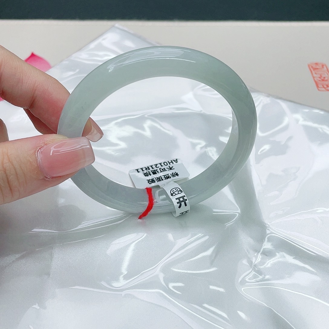 翡翠手镯未镶嵌正57.8