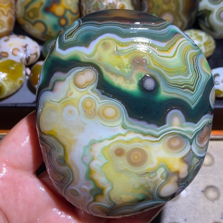 玛瑙/玉髓未镶嵌珠宝半成品