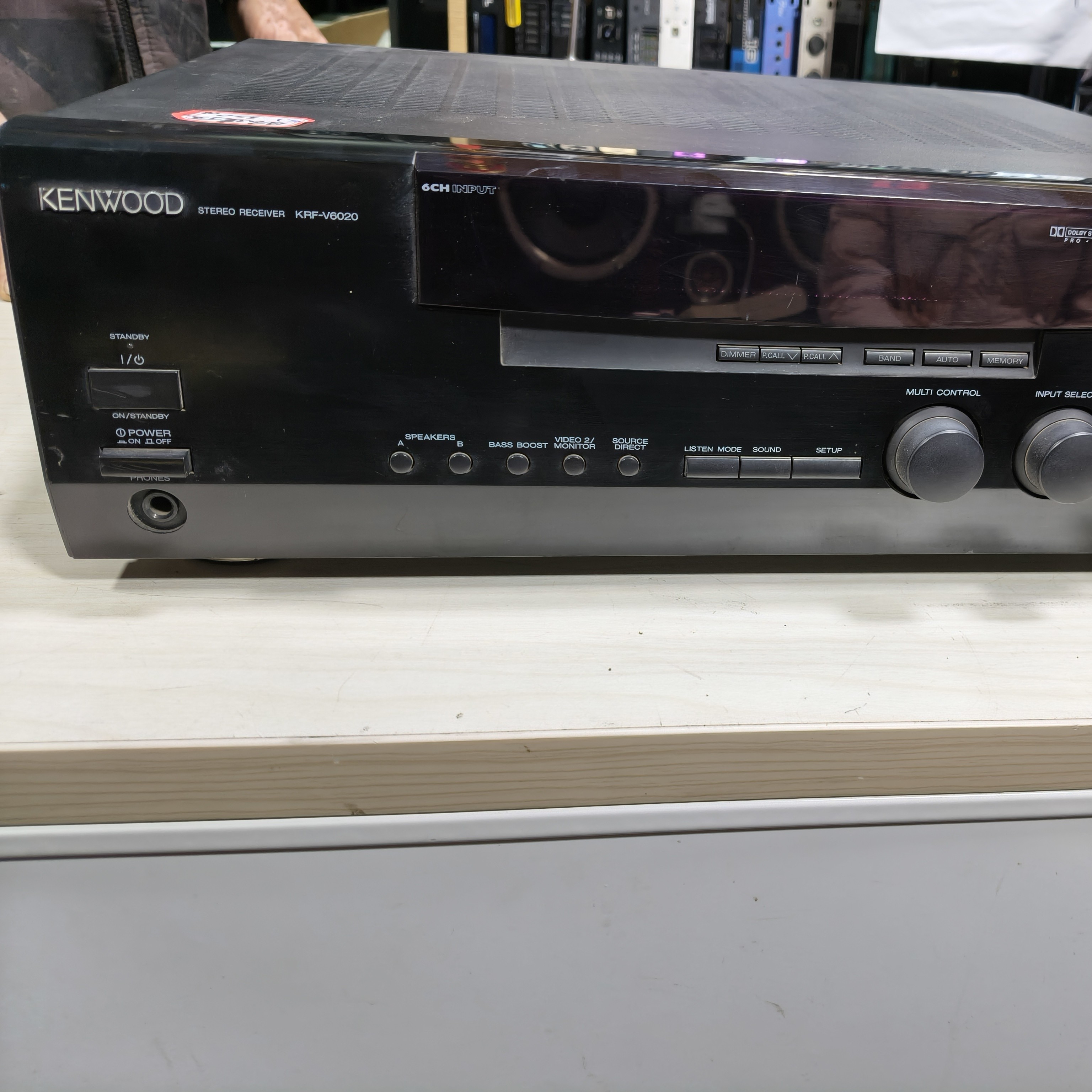 不包邮，正常使用，建伍AV功放一台