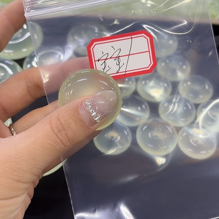 聪***宝蛇纹石玉未镶嵌手镯