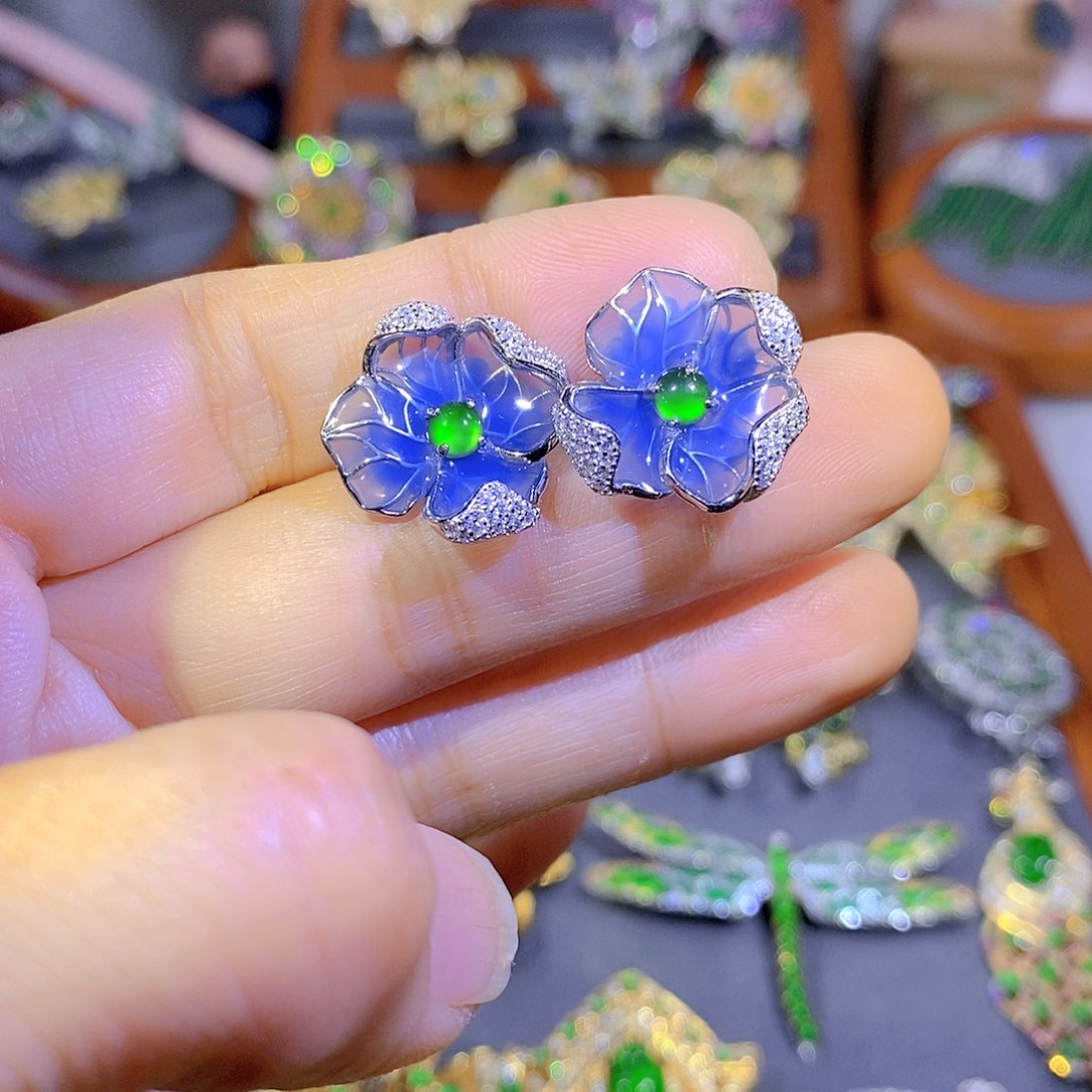 颈饰银S925镶嵌翡翠