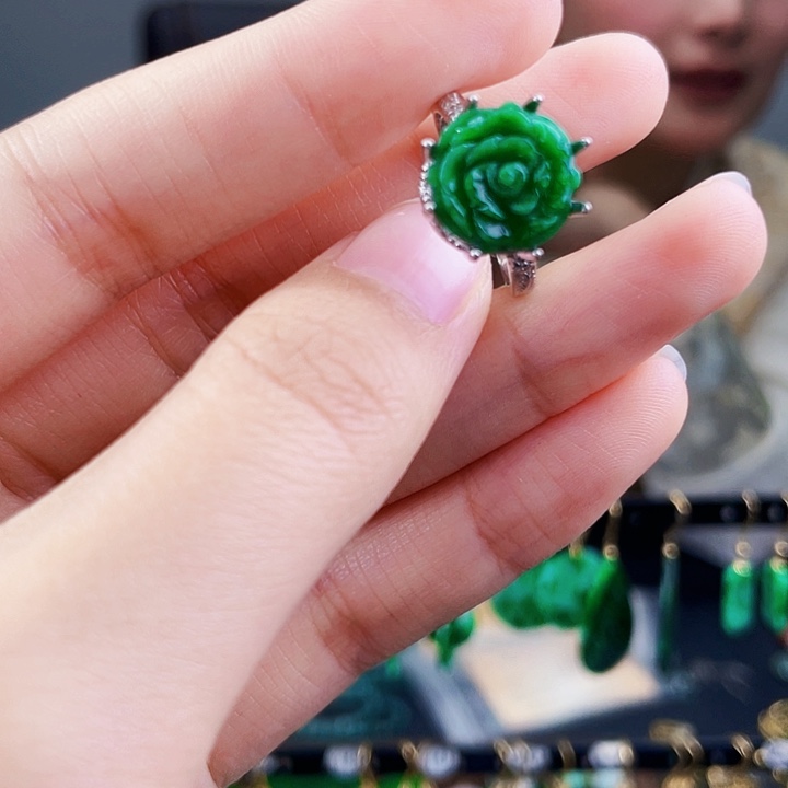 翡翠戒指银S925镶嵌饰品