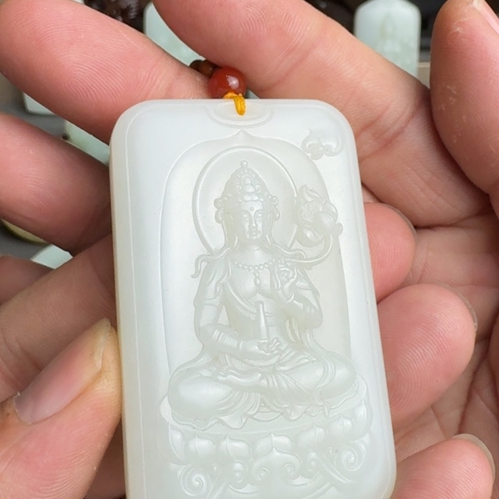 和田玉未镶嵌颈饰