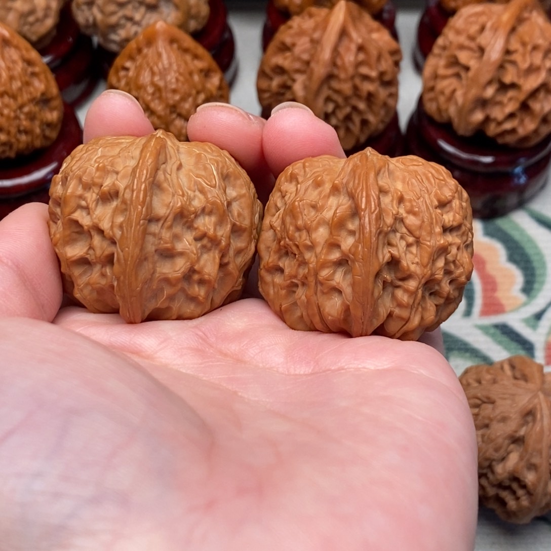 文玩核桃把件38尺山地磨盘