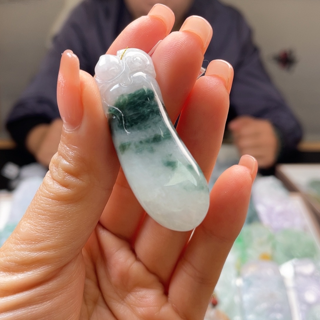 翡翠吊坠(不含链)未镶嵌