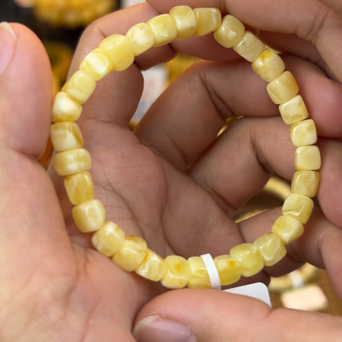 琥珀裸石未镶嵌kjjjjjjj