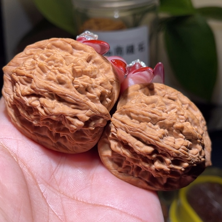 桃核把件            41