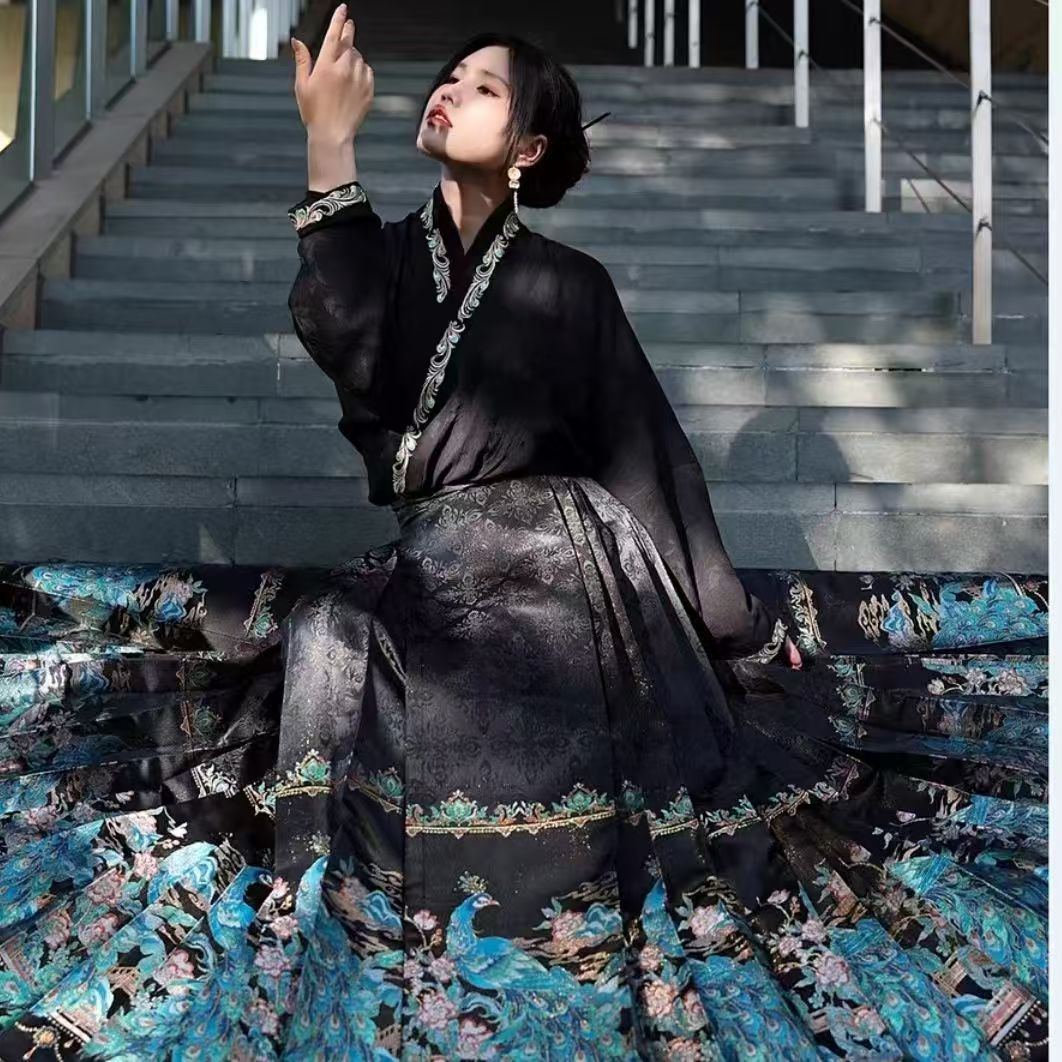 【碧霄】四季成人明制汉服重工汉元素马面裙