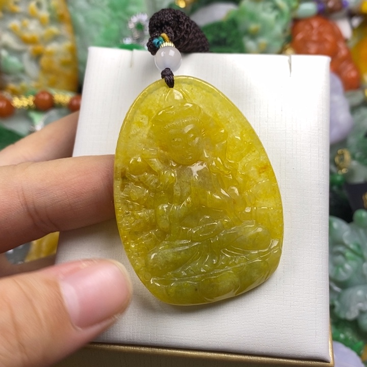 翡翠未镶嵌吊坠(赠链)