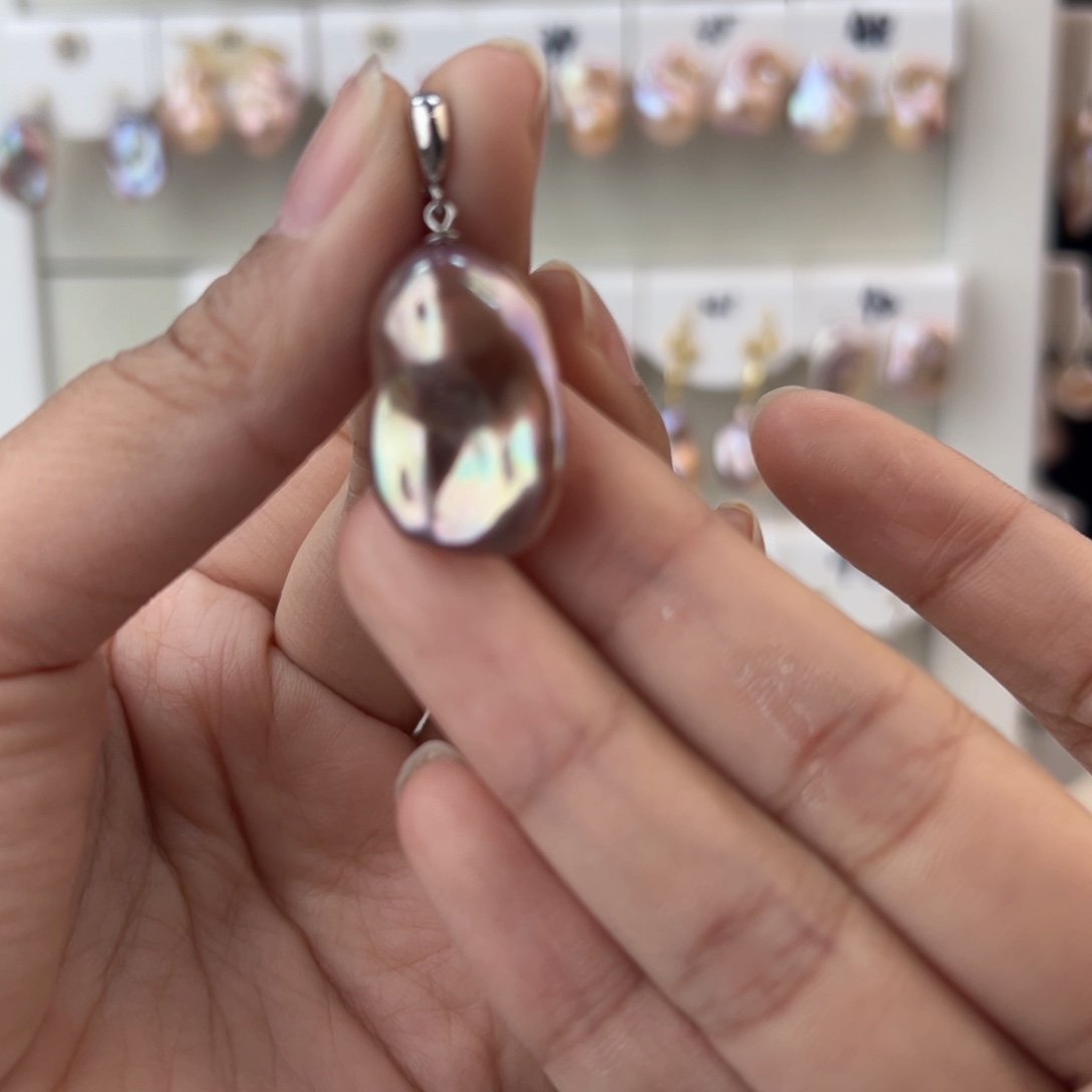 淡水珍珠吊坠(赠链)银S925镶嵌