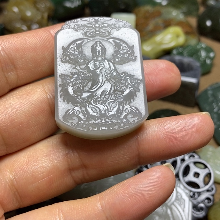 和田玉未镶嵌颈饰