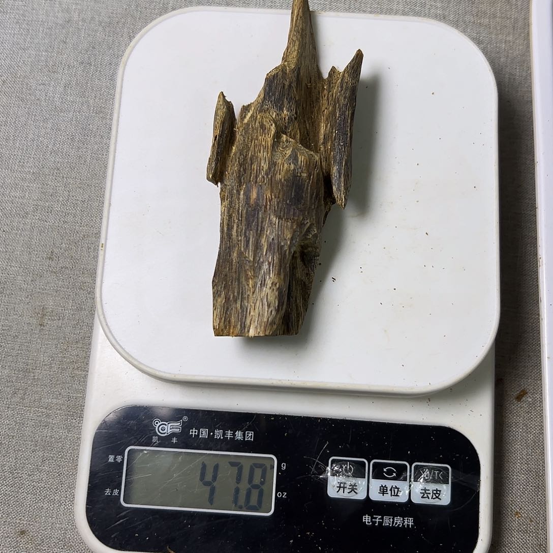 沉香沉香碎屑学*。兰香虫漏47.8克