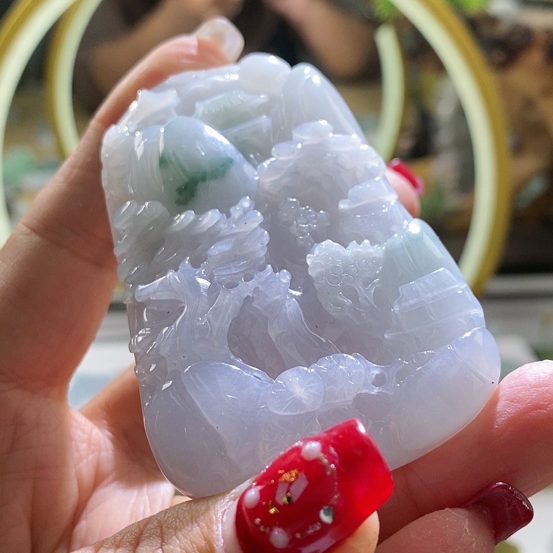 【闪购商品】翡翠颈饰未镶嵌山水