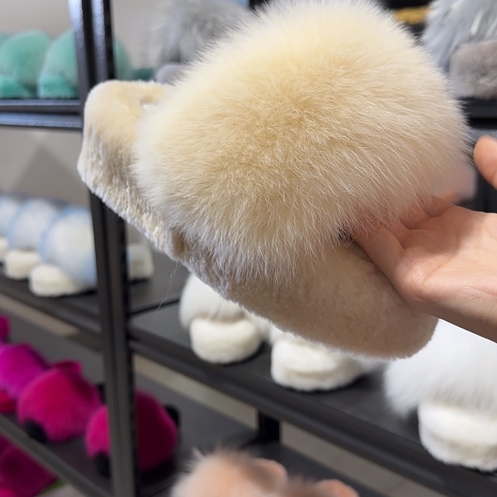 套趾款36奶杏色狐狸