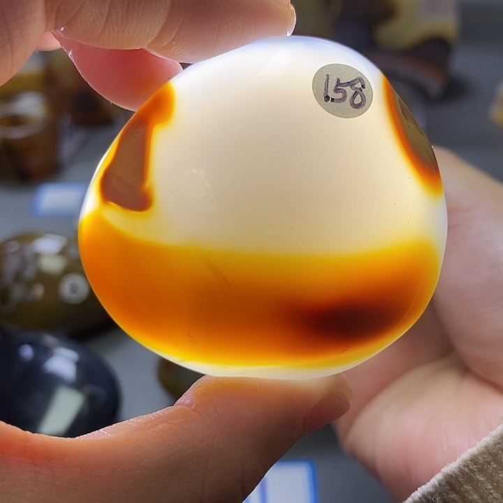 玛瑙/玉髓未镶嵌珠宝半成品