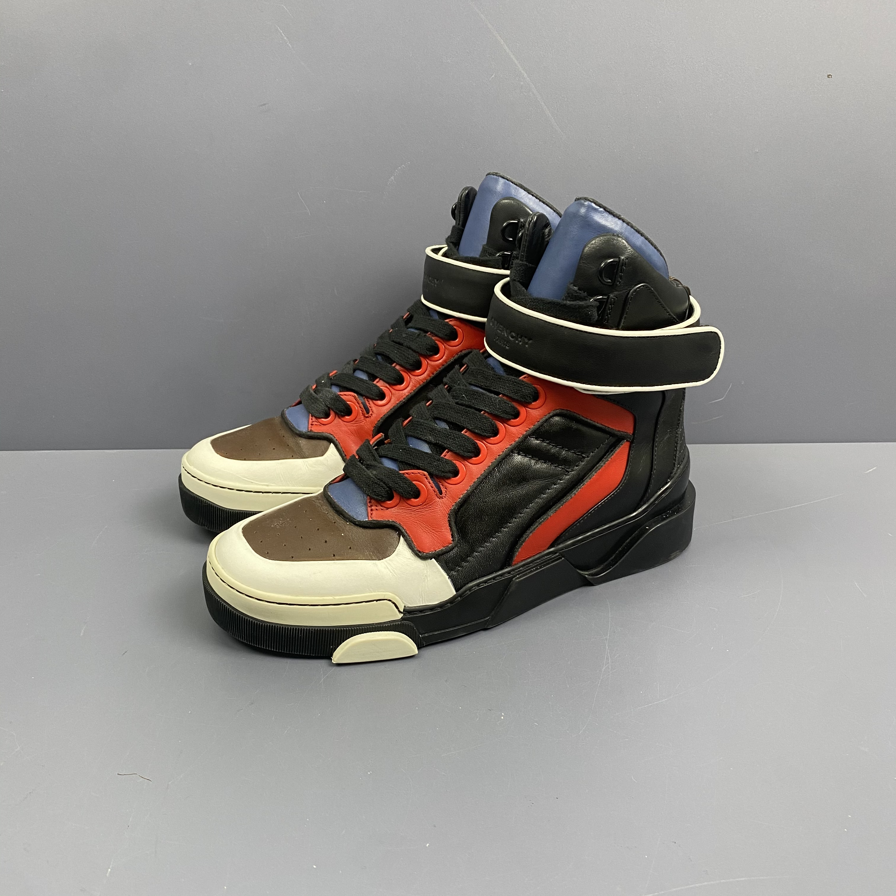 95新 Givenchy/纪梵希 41码黑白蓝魔术贴高帮板鞋休闲鞋 很新 270