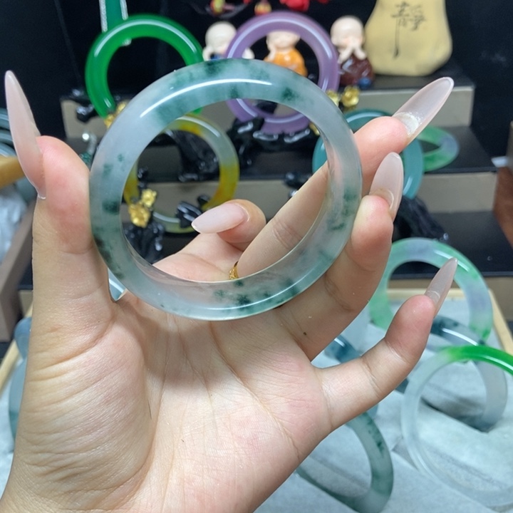 5758。 1111111111