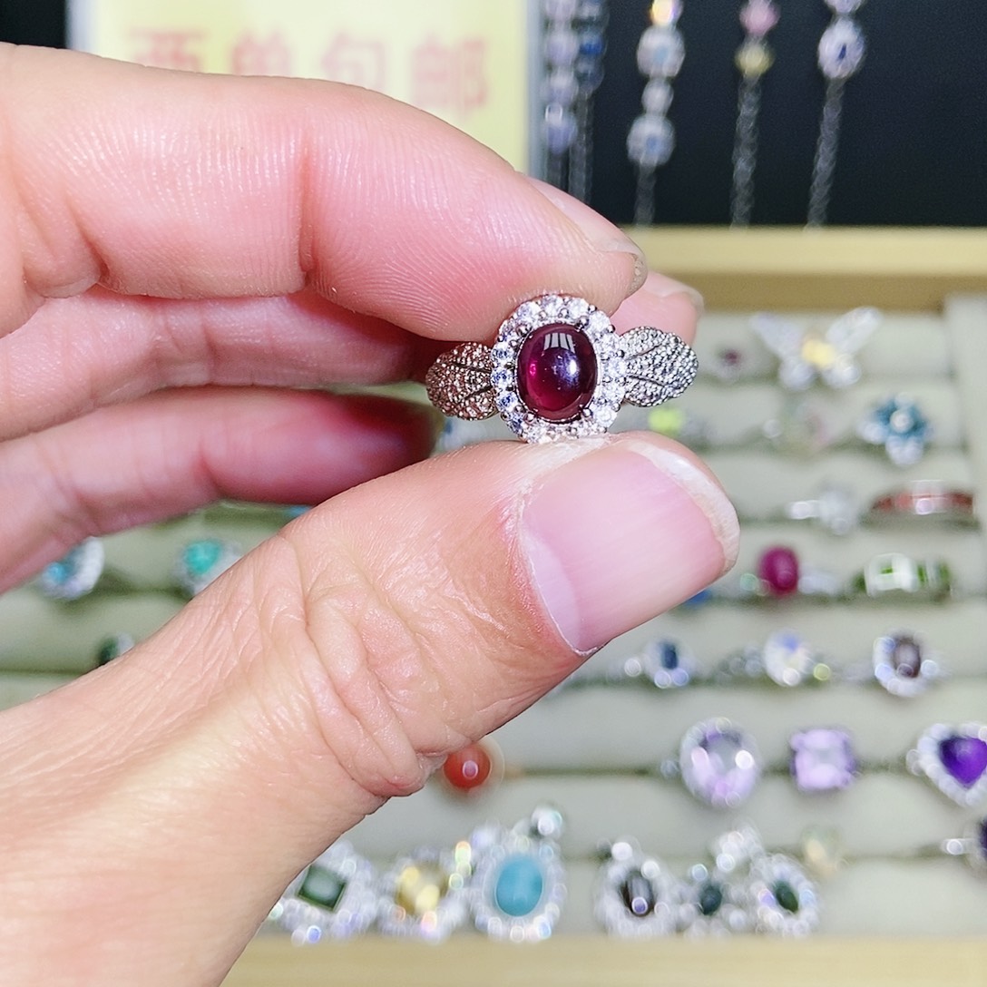 【闪购商品】未镶嵌戒指石榴石（紫牙乌）