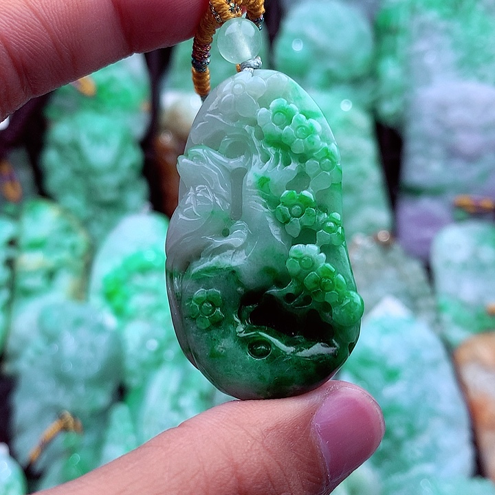 翡翠未镶嵌吊坠(不含链)