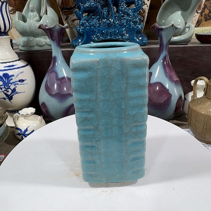 手工制作陶瓷摆件