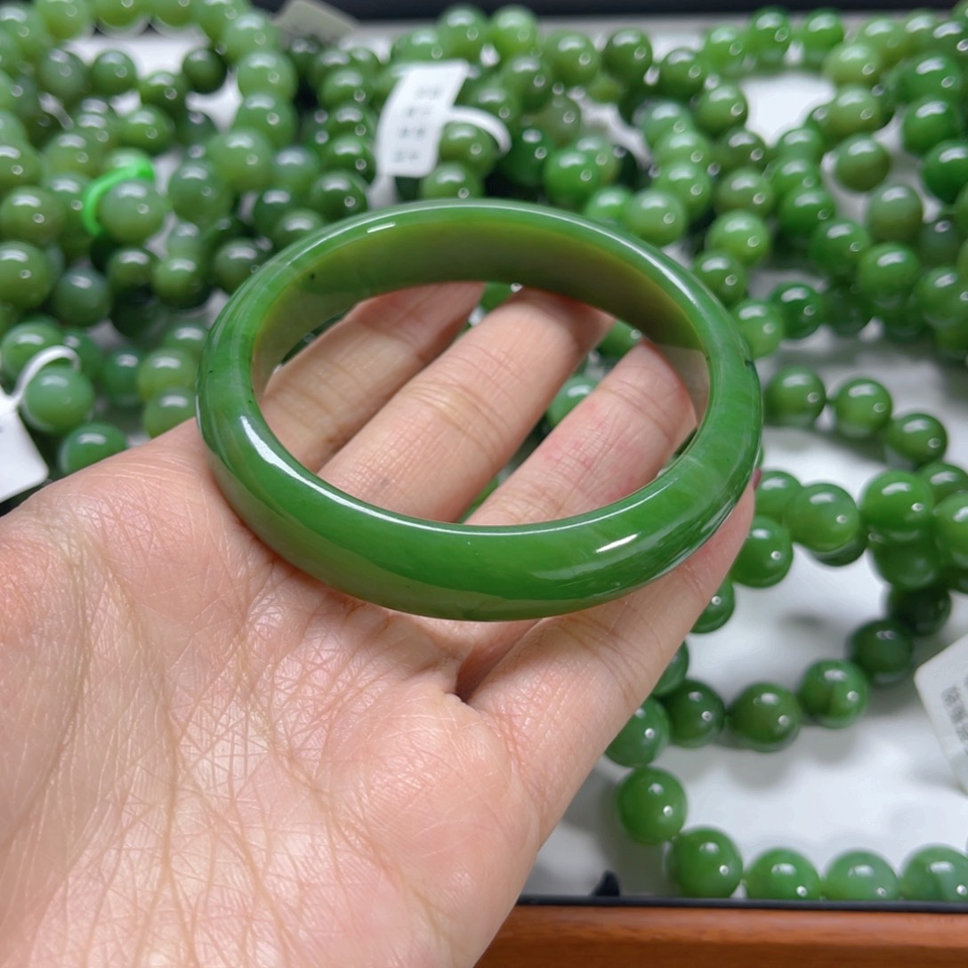 未镶嵌手链和田玉