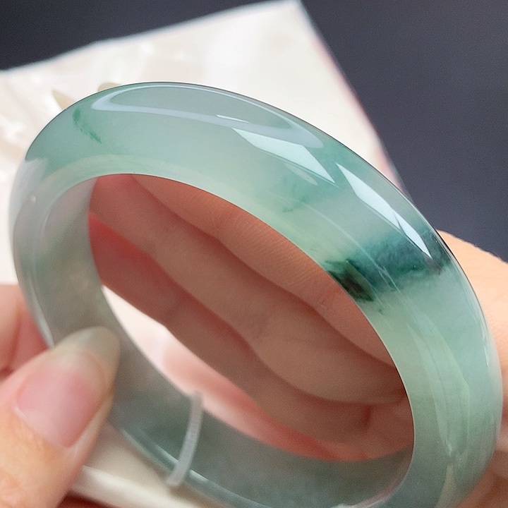 翡翠未镶嵌手镯58.4圈口