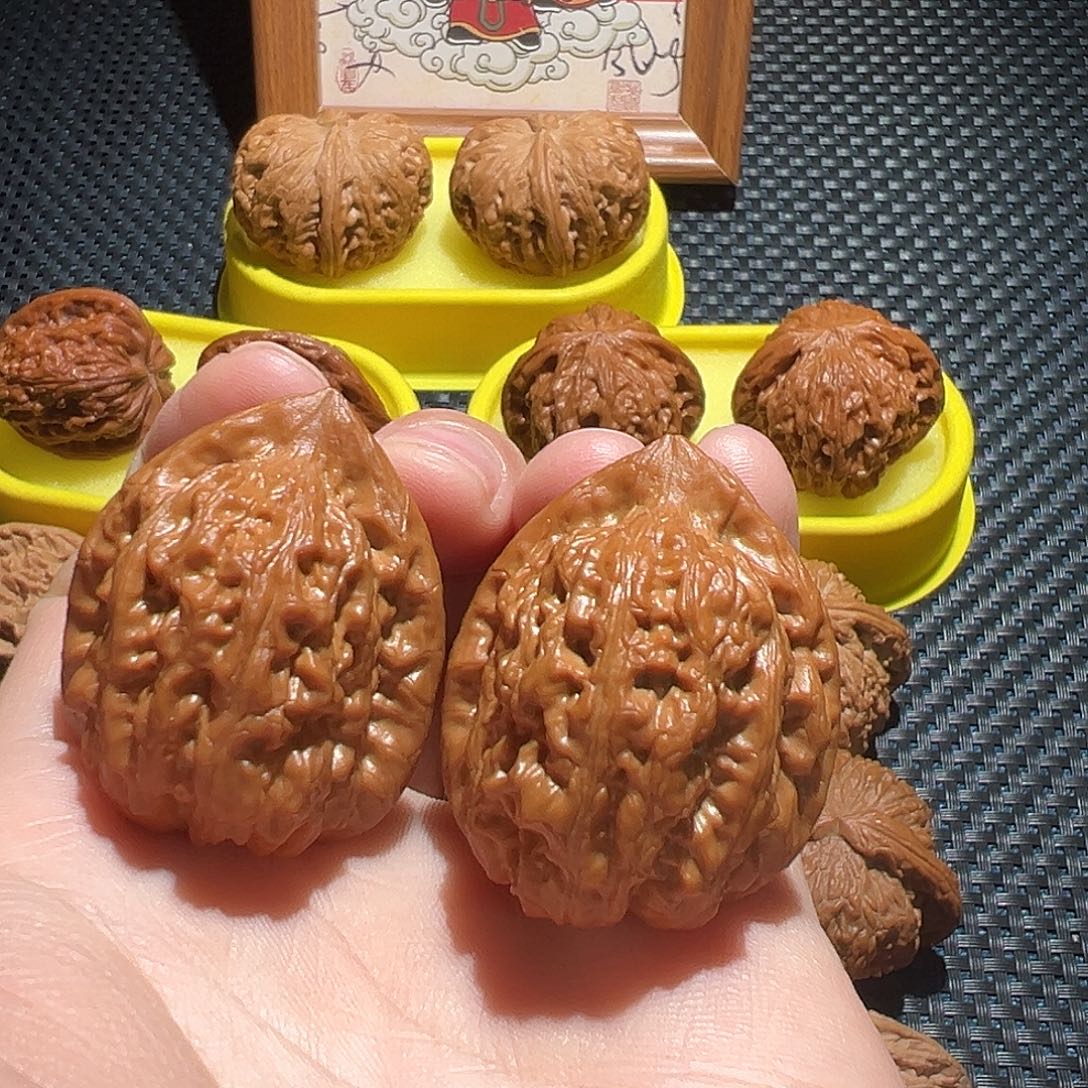 南***霸吊坠文玩核桃赤龙鸡心 核桃