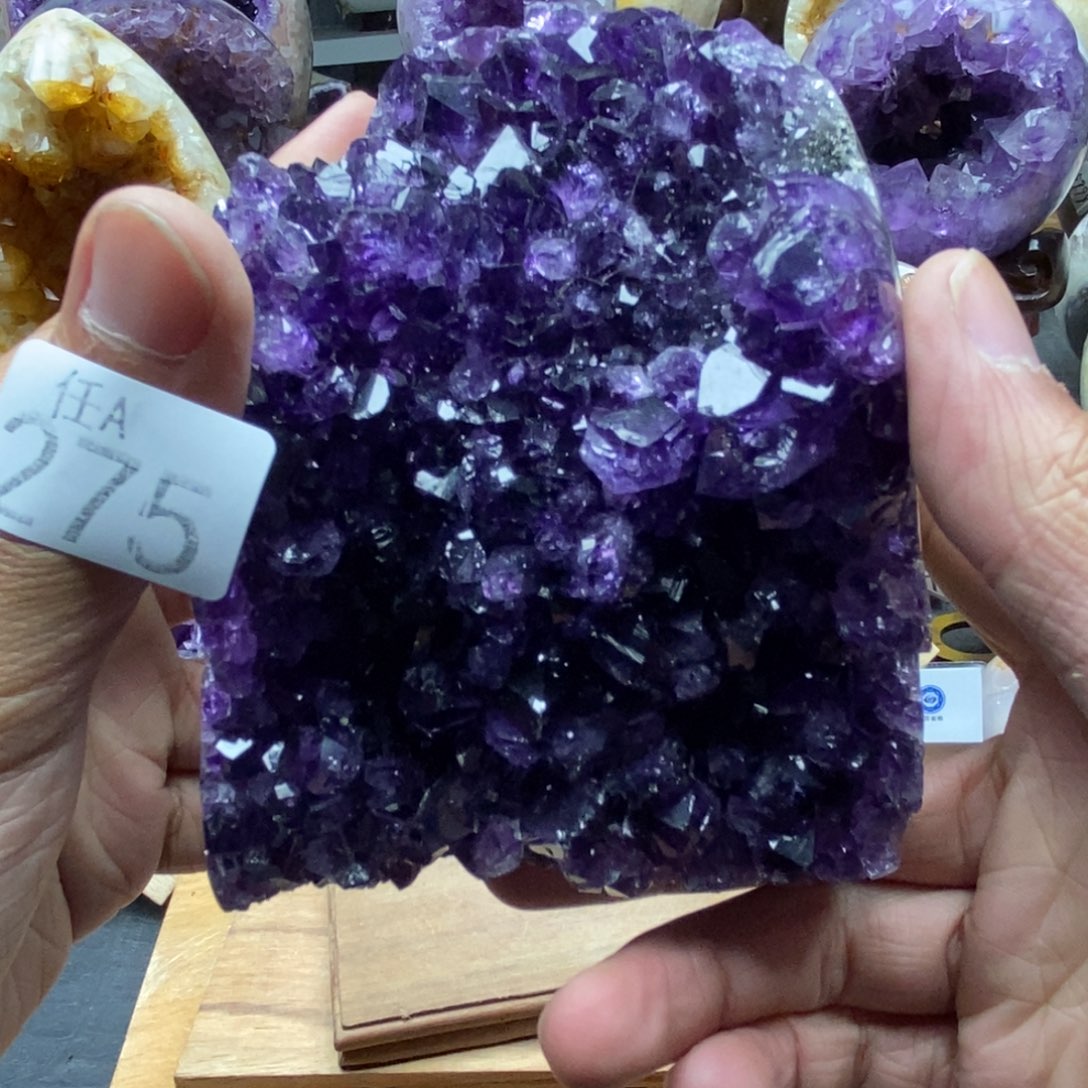 未镶嵌大型摆件（非配饰）水晶