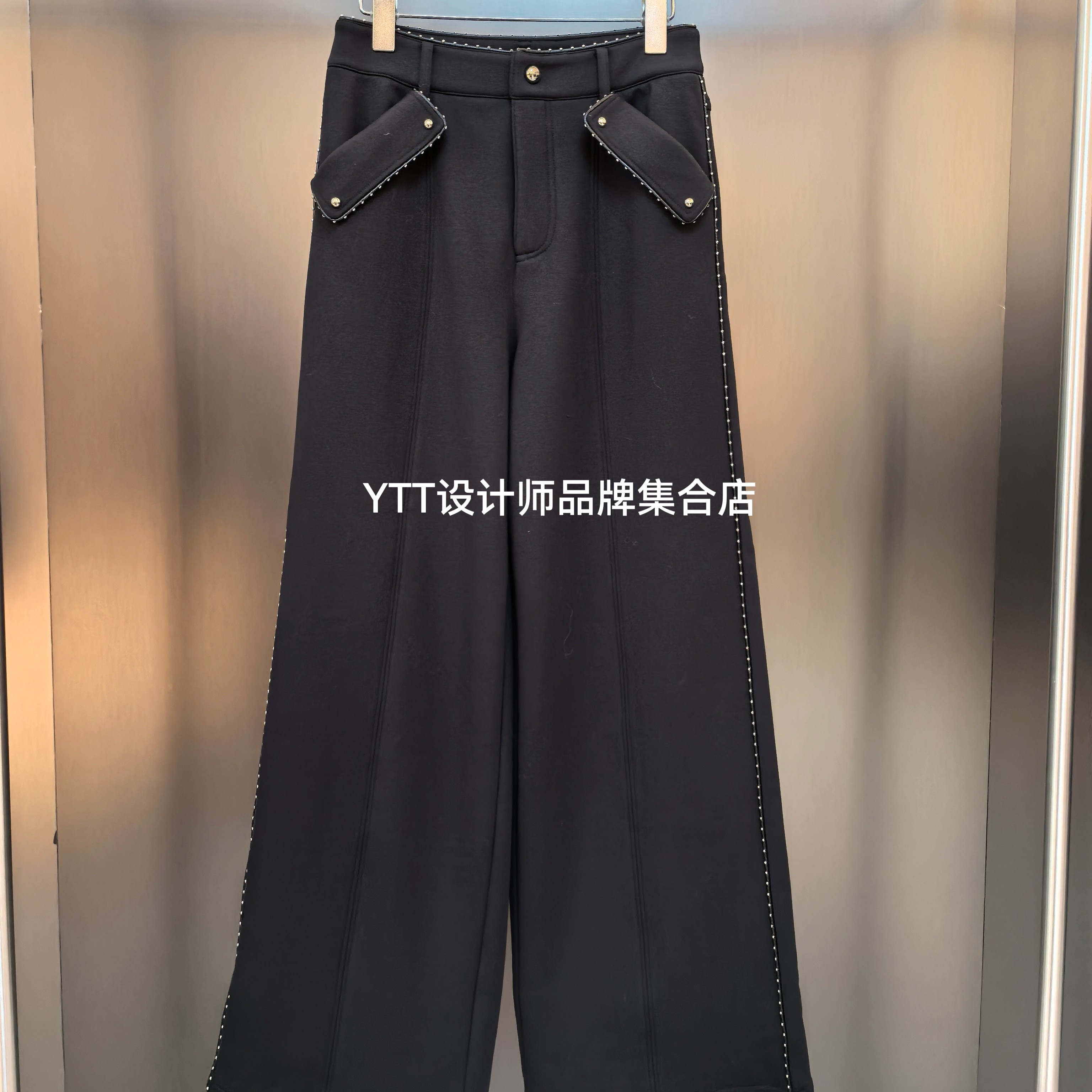 顺丰包邮 UHOT诱货2025冬季新款现货 慵懒风加绒黑色阔腿长裤