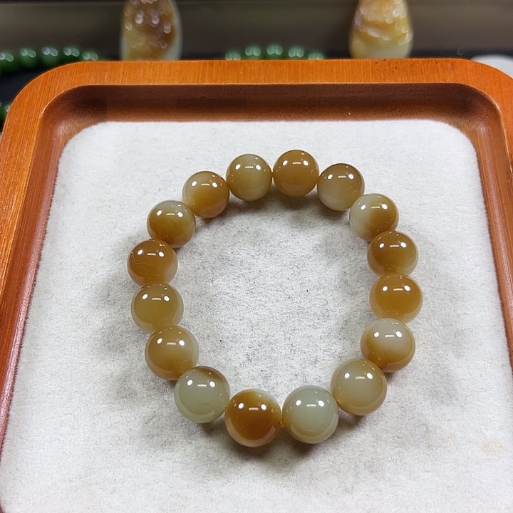 和田玉（糖玉）未镶嵌手链