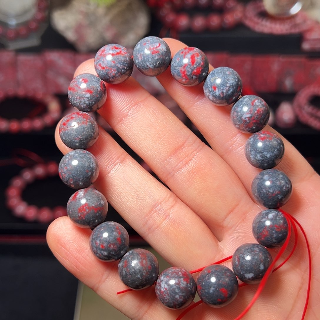 哈***哈天然辰砂原石手串