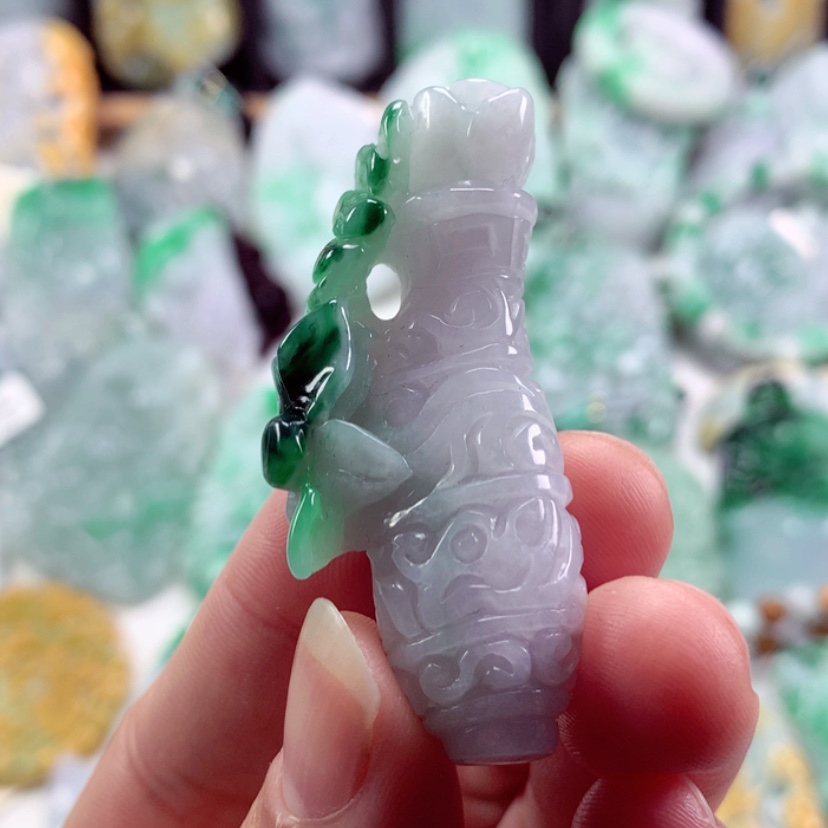 【闪购商品】翡翠吊坠(不含链)未镶嵌