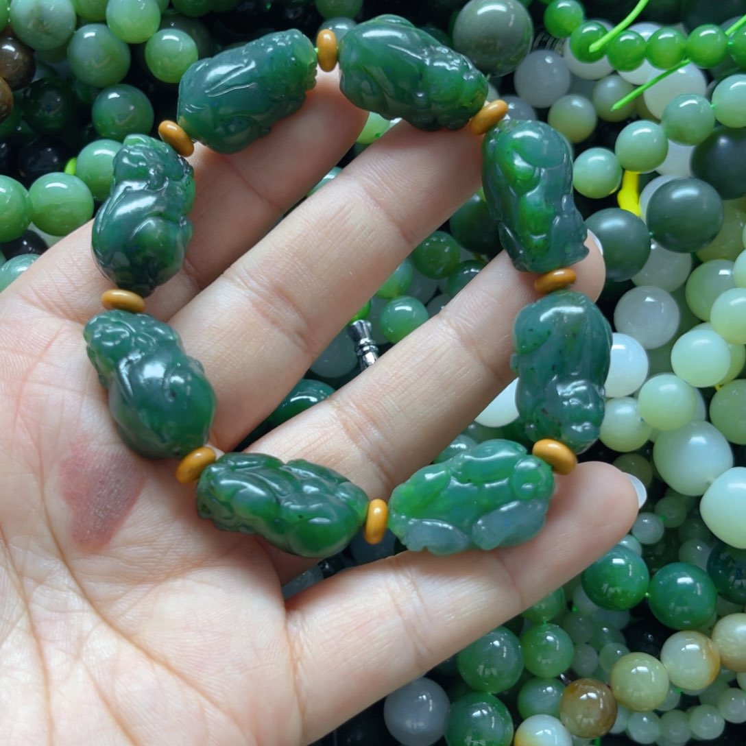 未镶嵌和田玉手链