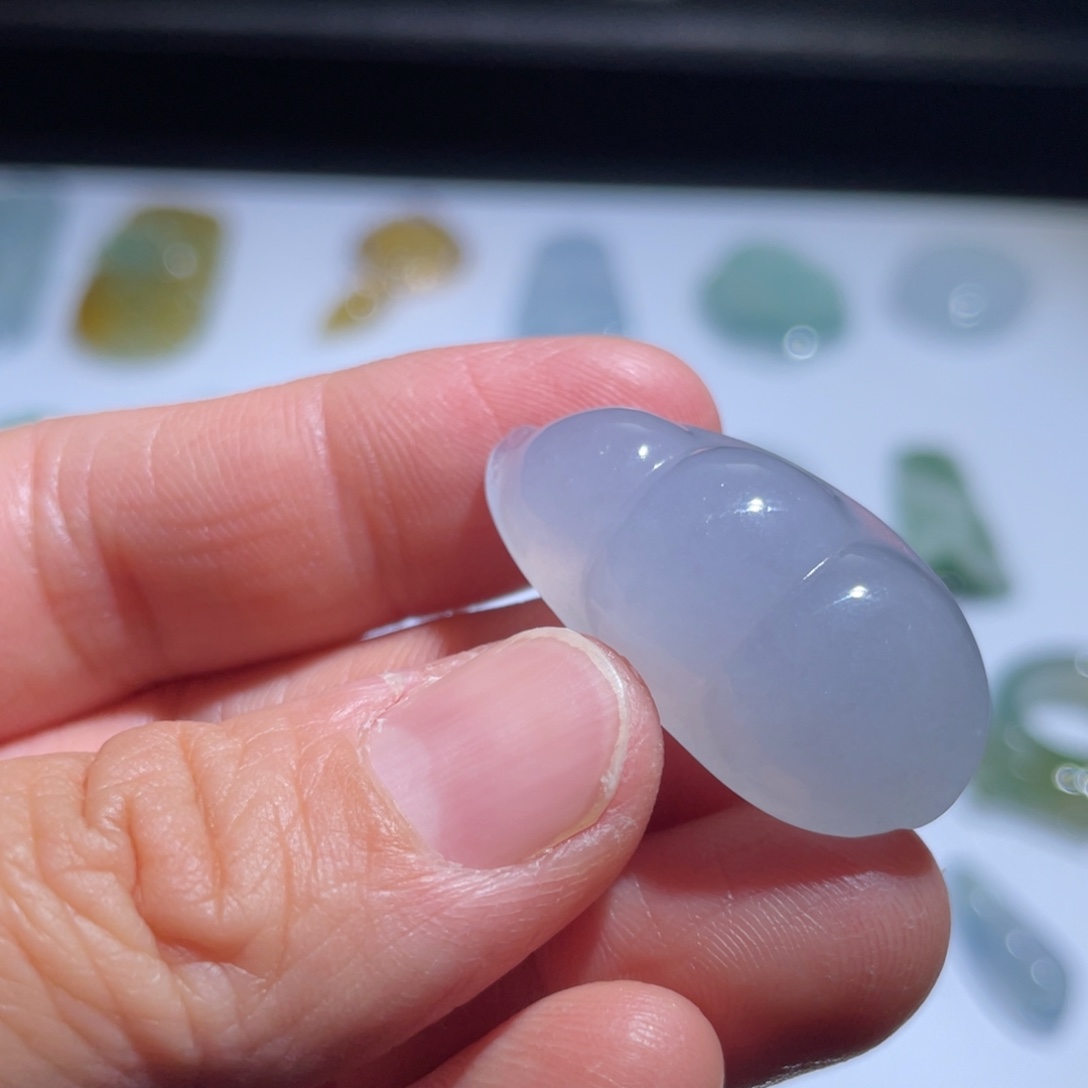 颈饰未镶嵌翡翠豆子