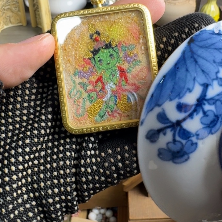 砖雕瓷器工艺品摆件等